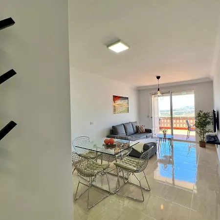 Sunset Sea Views&pool Appartement