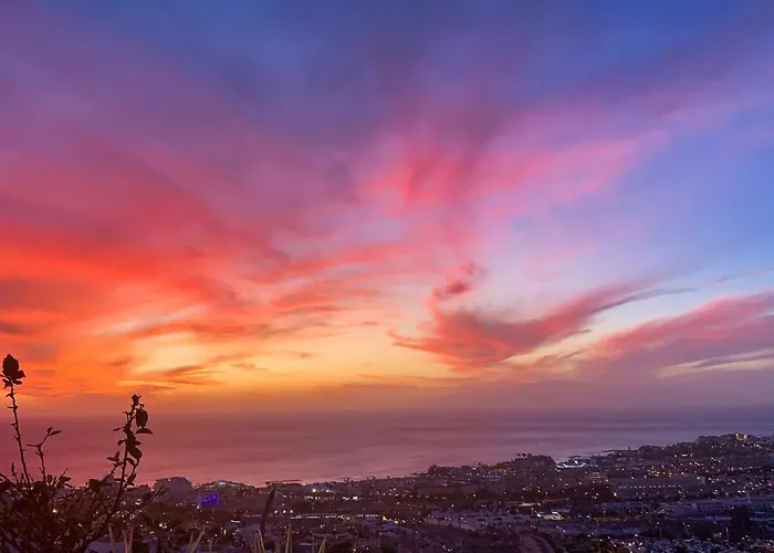 Sunset Sea Views&pool *