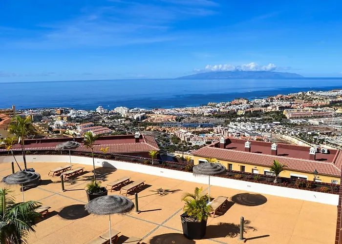 公寓 Sunset Sea Views And Pool 阿德耶