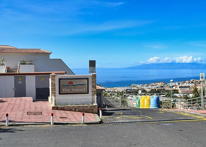 Sunset Sea Views&pool Costa Adeje (Tenerife)